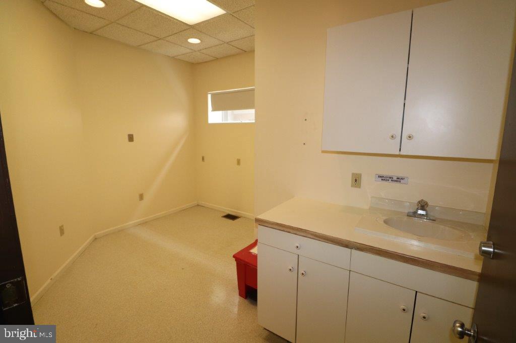 179 DELAWARE AVENUE FRONT