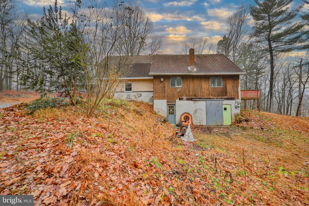 355 HICKORY ROAD