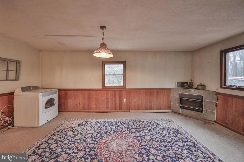 355 HICKORY ROAD