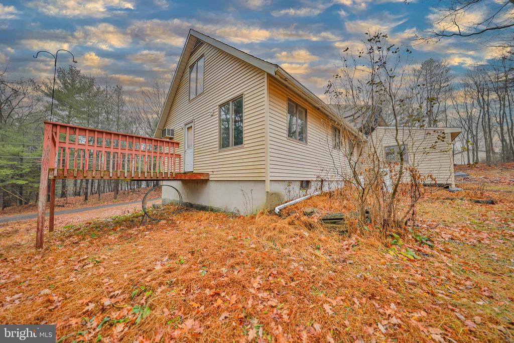 355 HICKORY ROAD