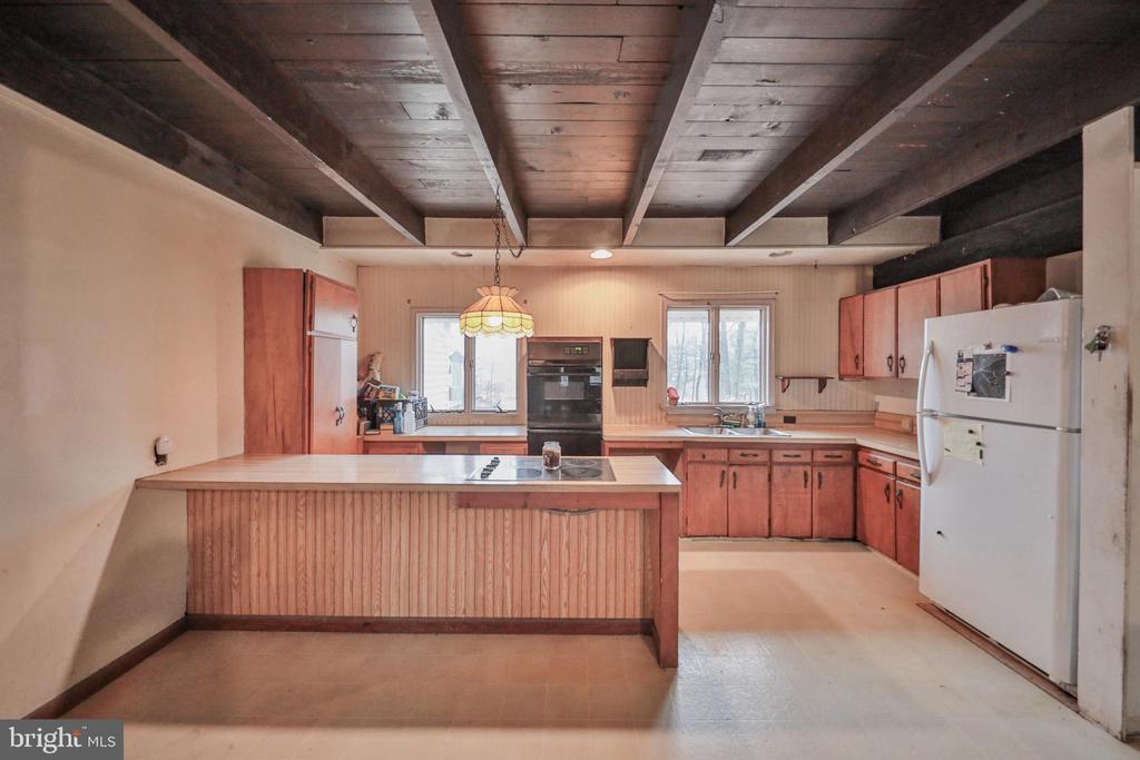 355 HICKORY ROAD