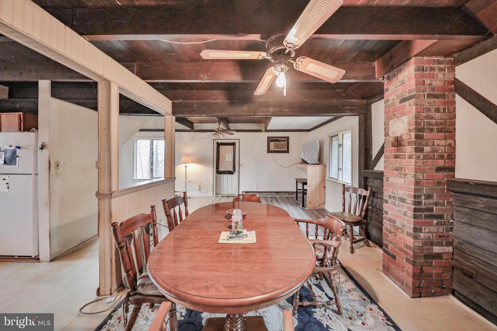 355 HICKORY ROAD