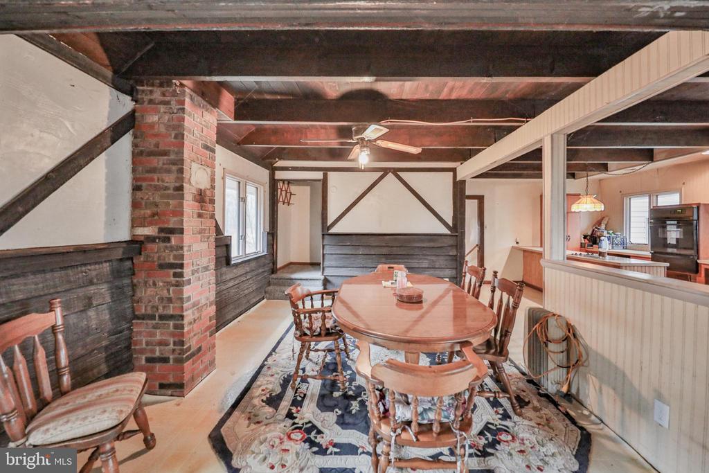 355 HICKORY ROAD