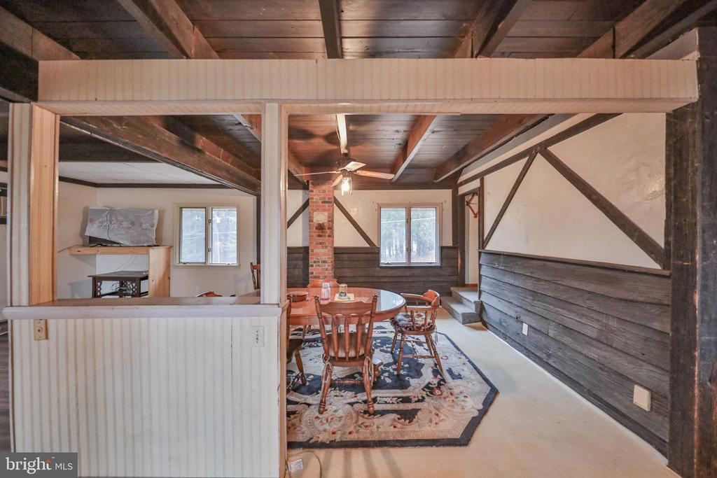 355 HICKORY ROAD