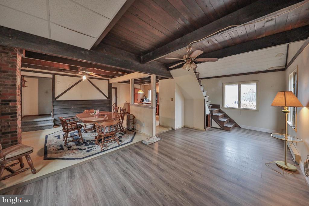 355 HICKORY ROAD