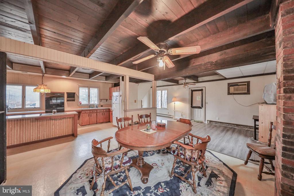 355 HICKORY ROAD