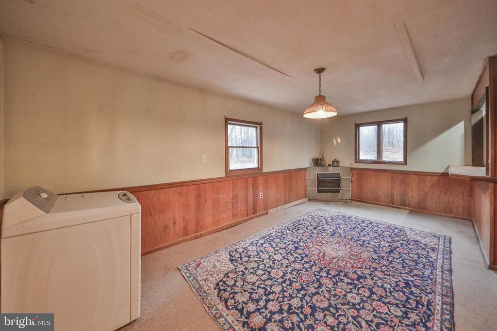 355 HICKORY ROAD
