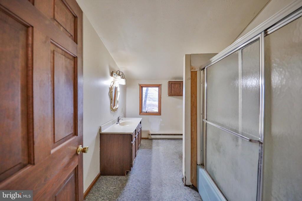355 HICKORY ROAD