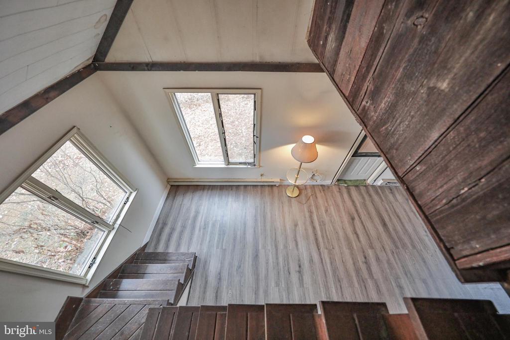 355 HICKORY ROAD