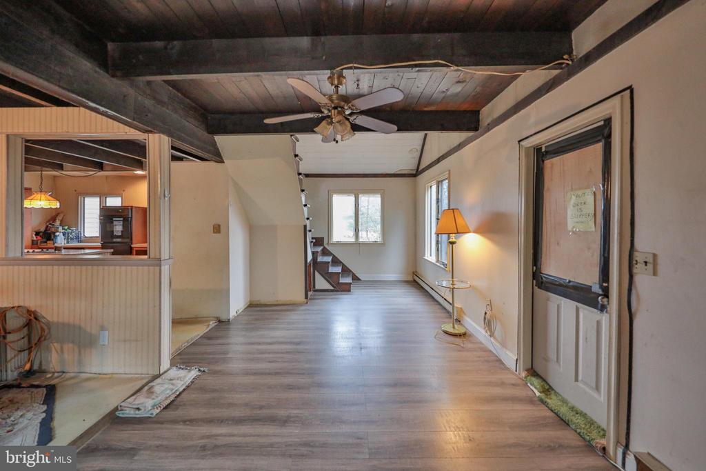 355 HICKORY ROAD