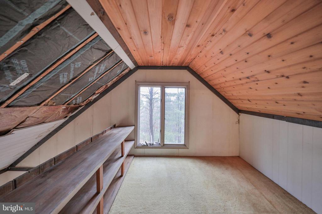 355 HICKORY ROAD
