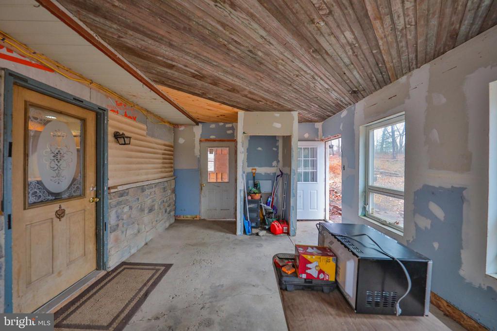 355 HICKORY ROAD