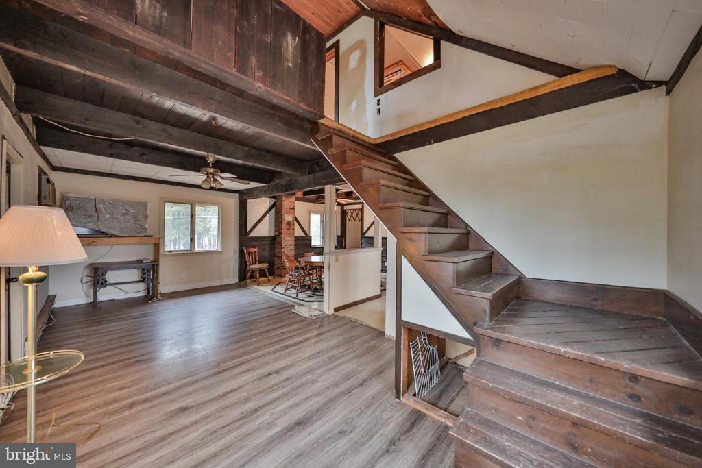 355 HICKORY ROAD