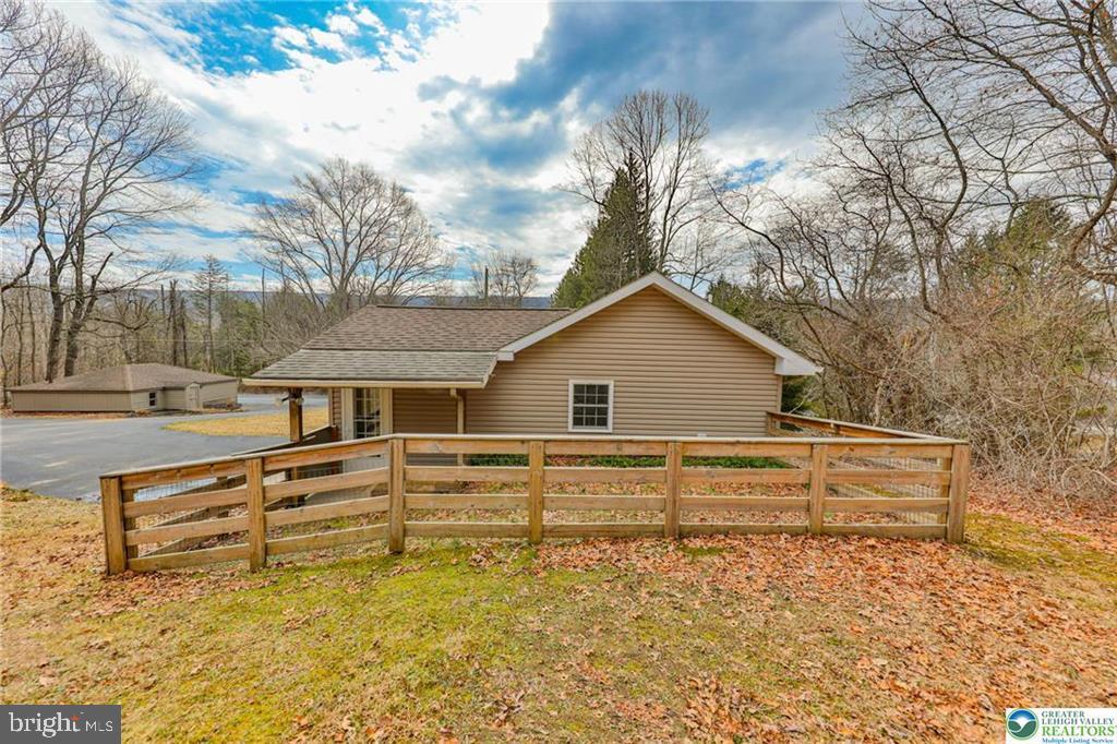 370 W WHITE BEAR DRIVE