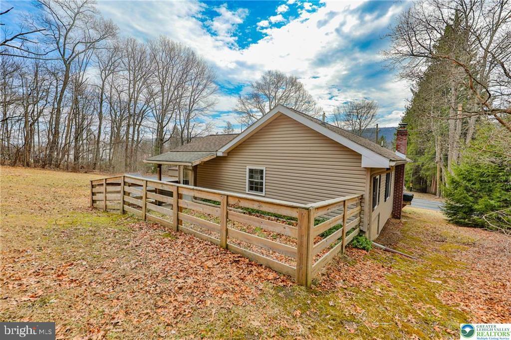 370 W WHITE BEAR DRIVE