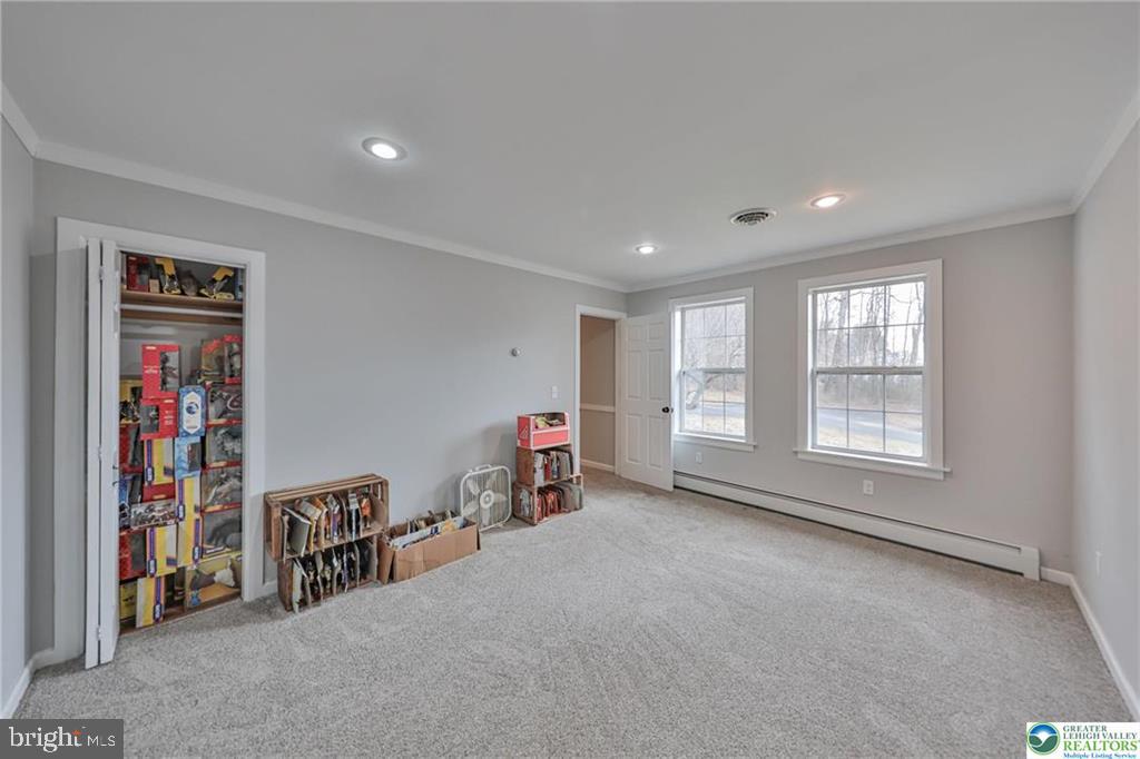 370 W WHITE BEAR DRIVE