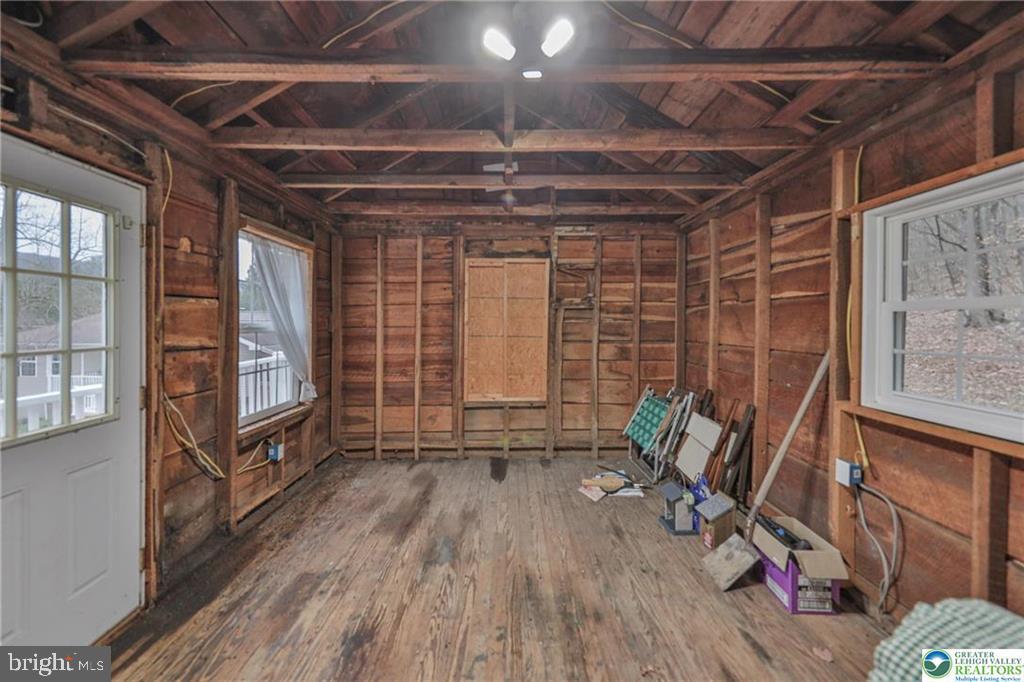 370 W WHITE BEAR DRIVE