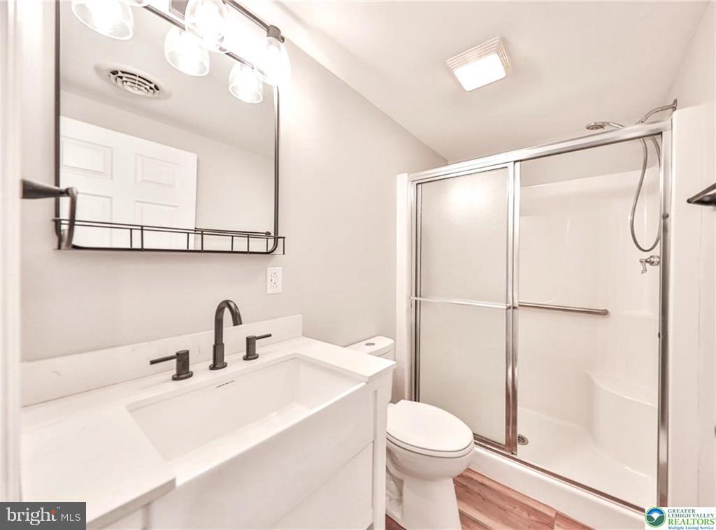 370 W WHITE BEAR DRIVE