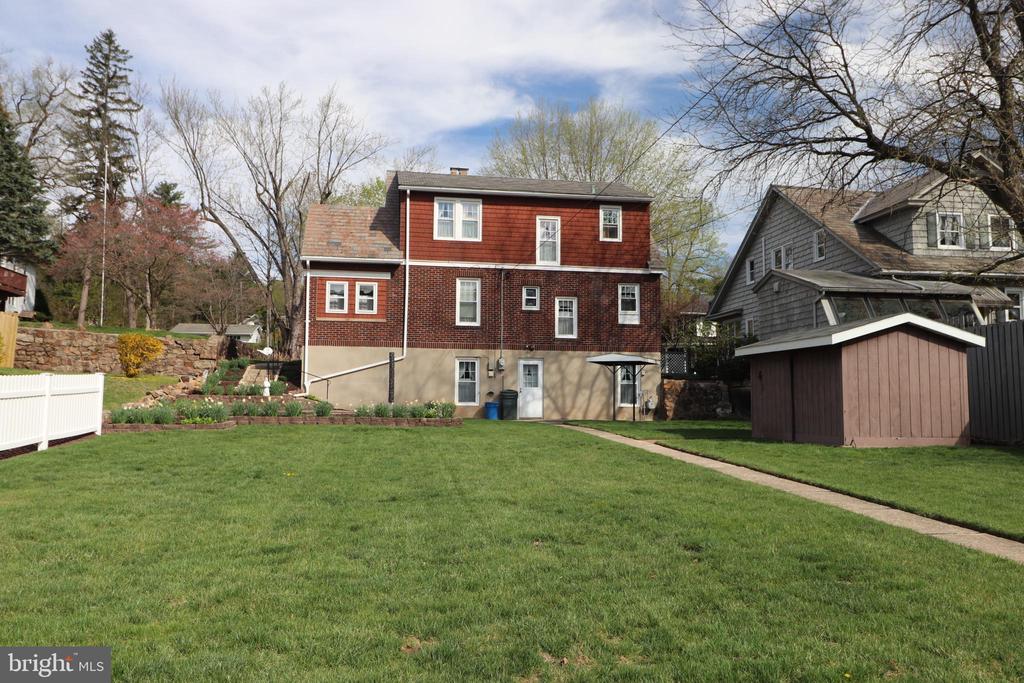 300 PRINCETON AVENUE