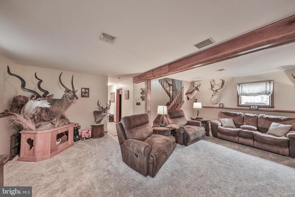 1040 W STAGECOACH ROAD