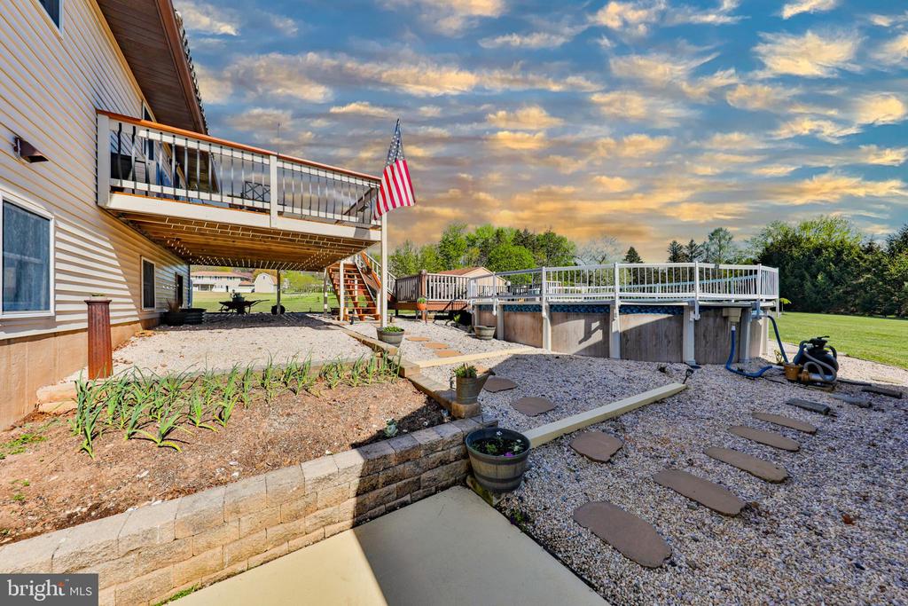 1040 W STAGECOACH ROAD