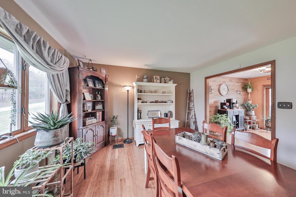 1040 W STAGECOACH ROAD