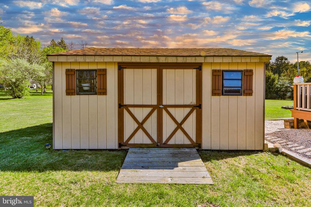 1040 W STAGECOACH ROAD