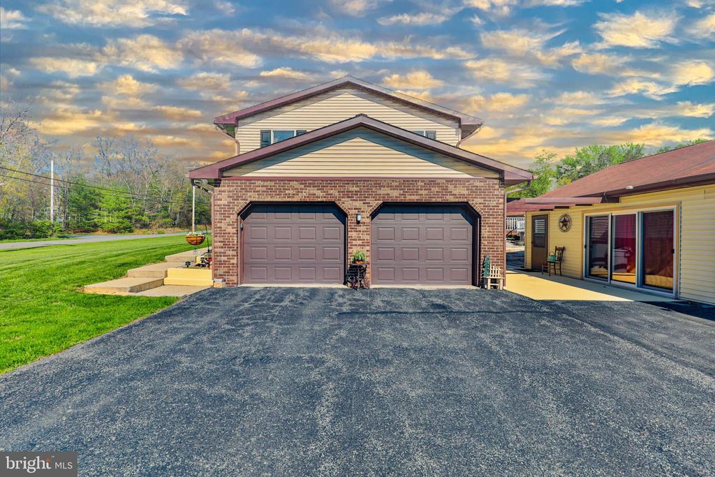 1040 W STAGECOACH ROAD