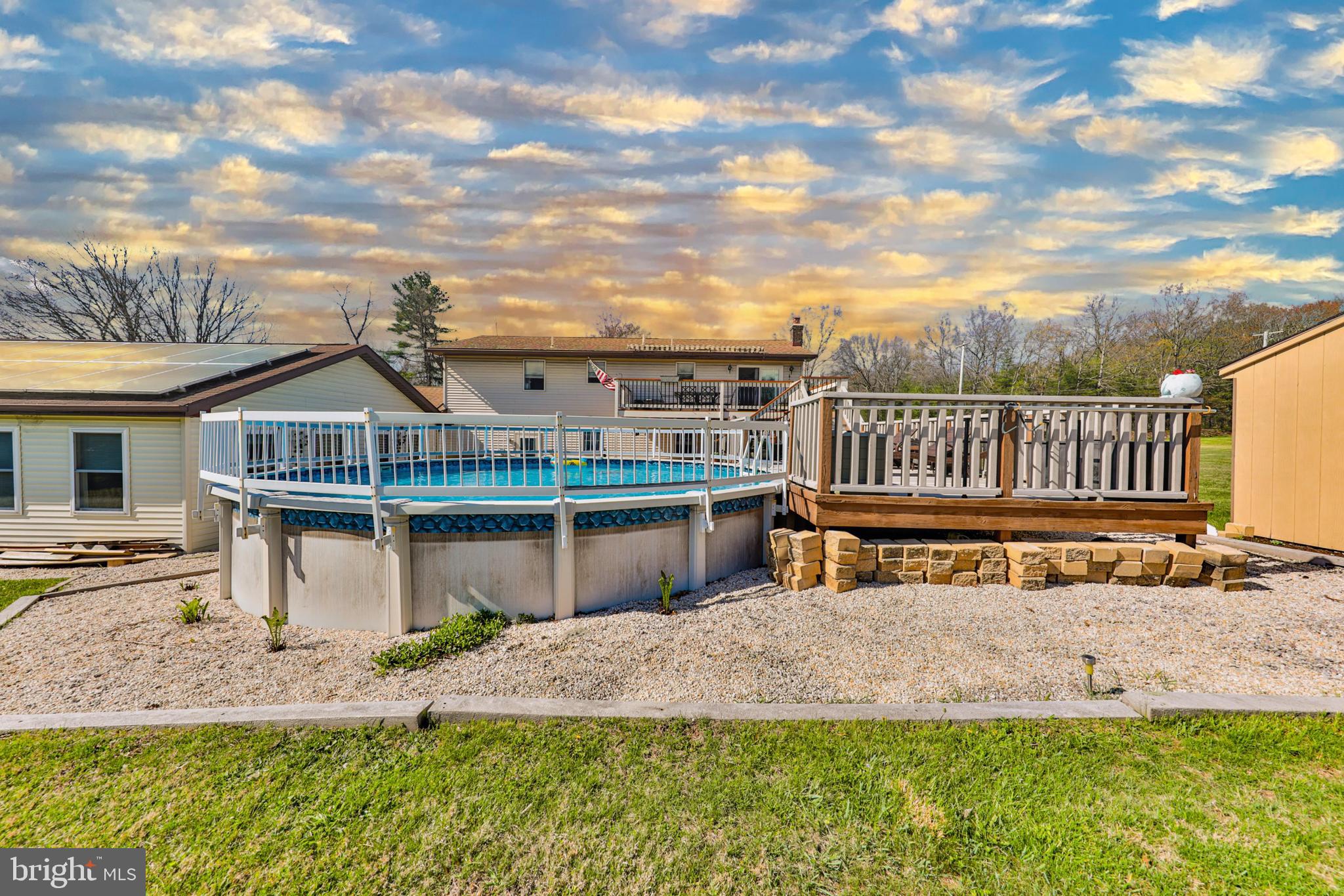 1040 W STAGECOACH ROAD