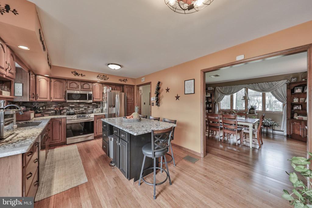1040 W STAGECOACH ROAD