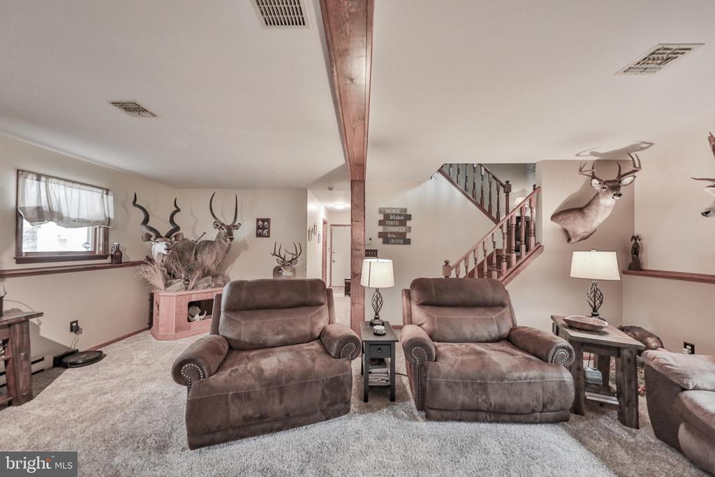 1040 W STAGECOACH ROAD