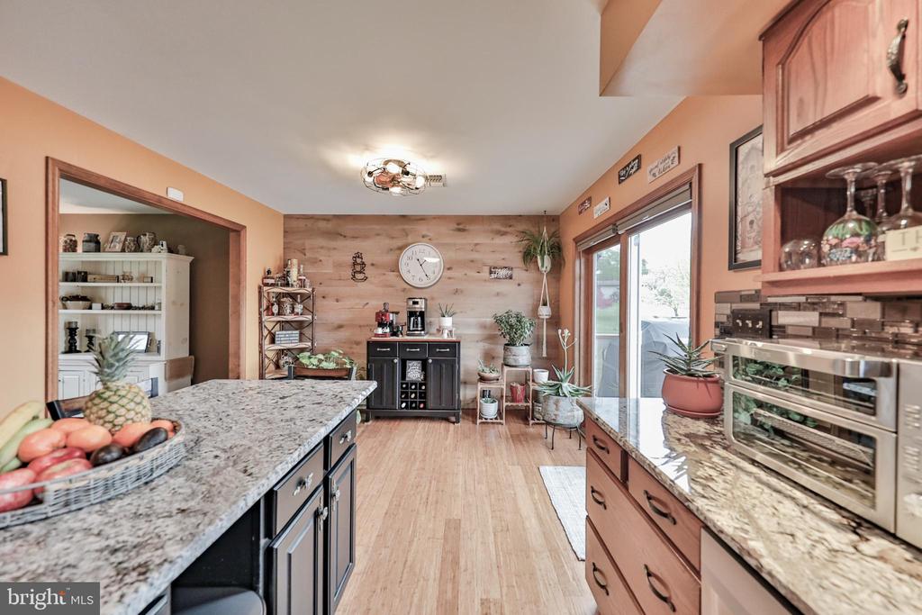 1040 W STAGECOACH ROAD