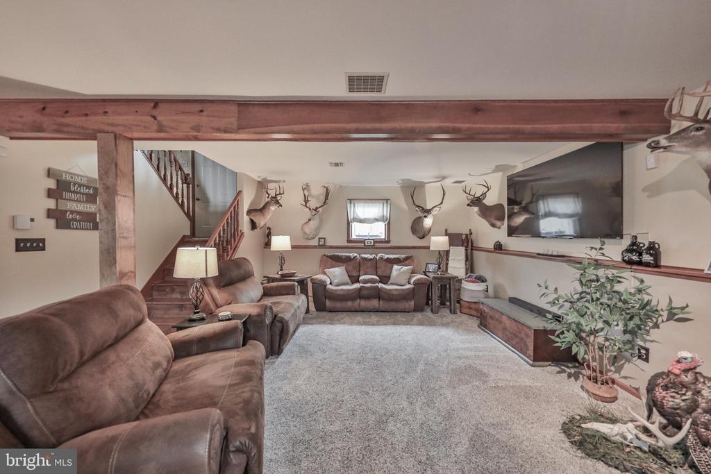 1040 W STAGECOACH ROAD