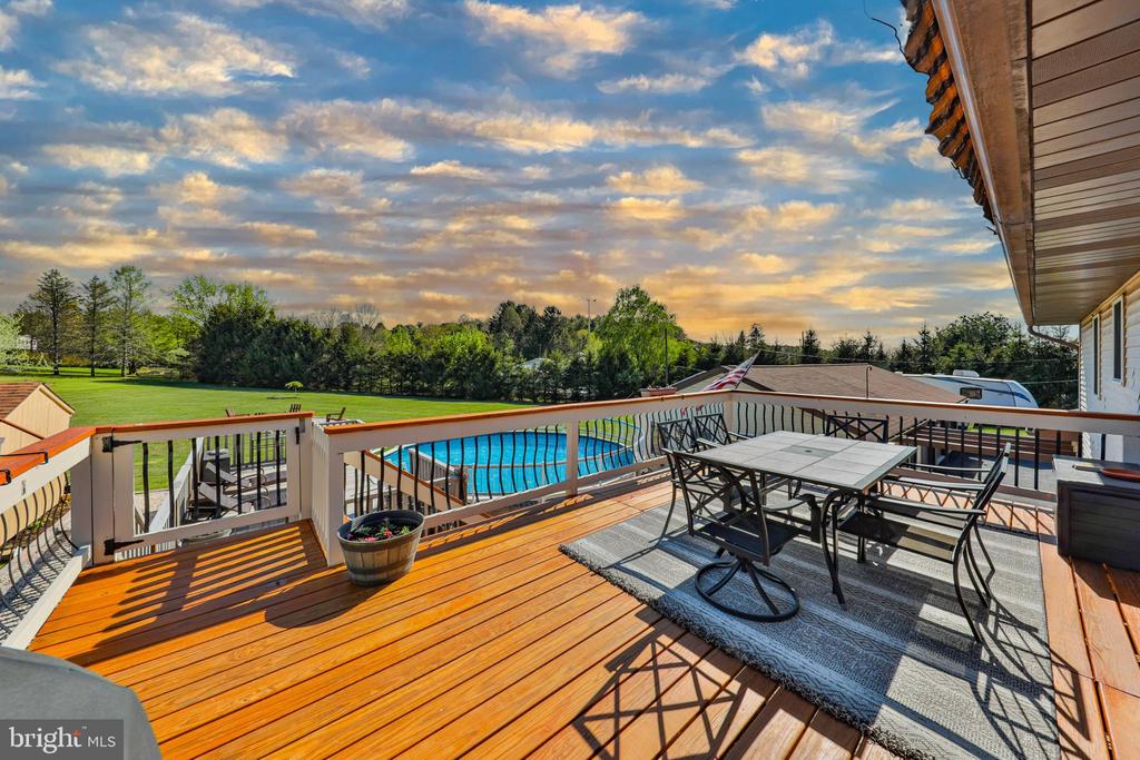 1040 W STAGECOACH ROAD