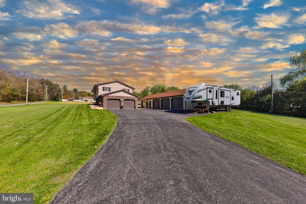 1040 W STAGECOACH ROAD