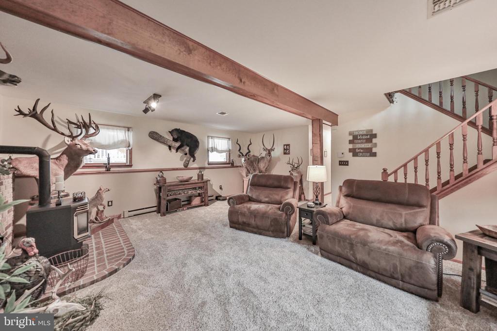 1040 W STAGECOACH ROAD