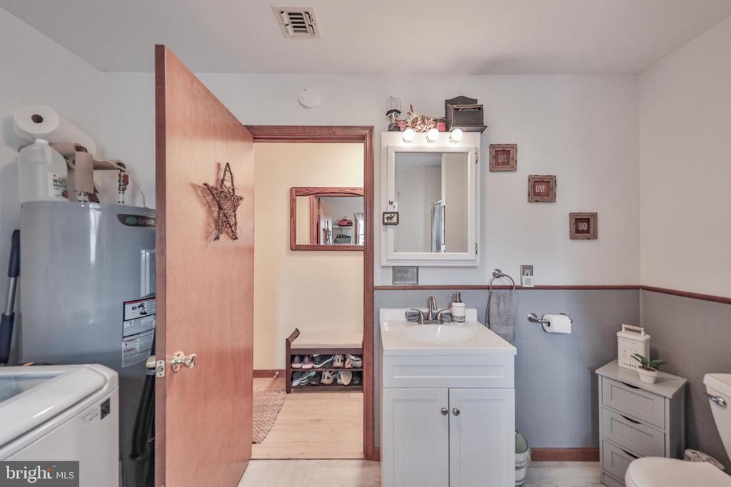 1040 W STAGECOACH ROAD