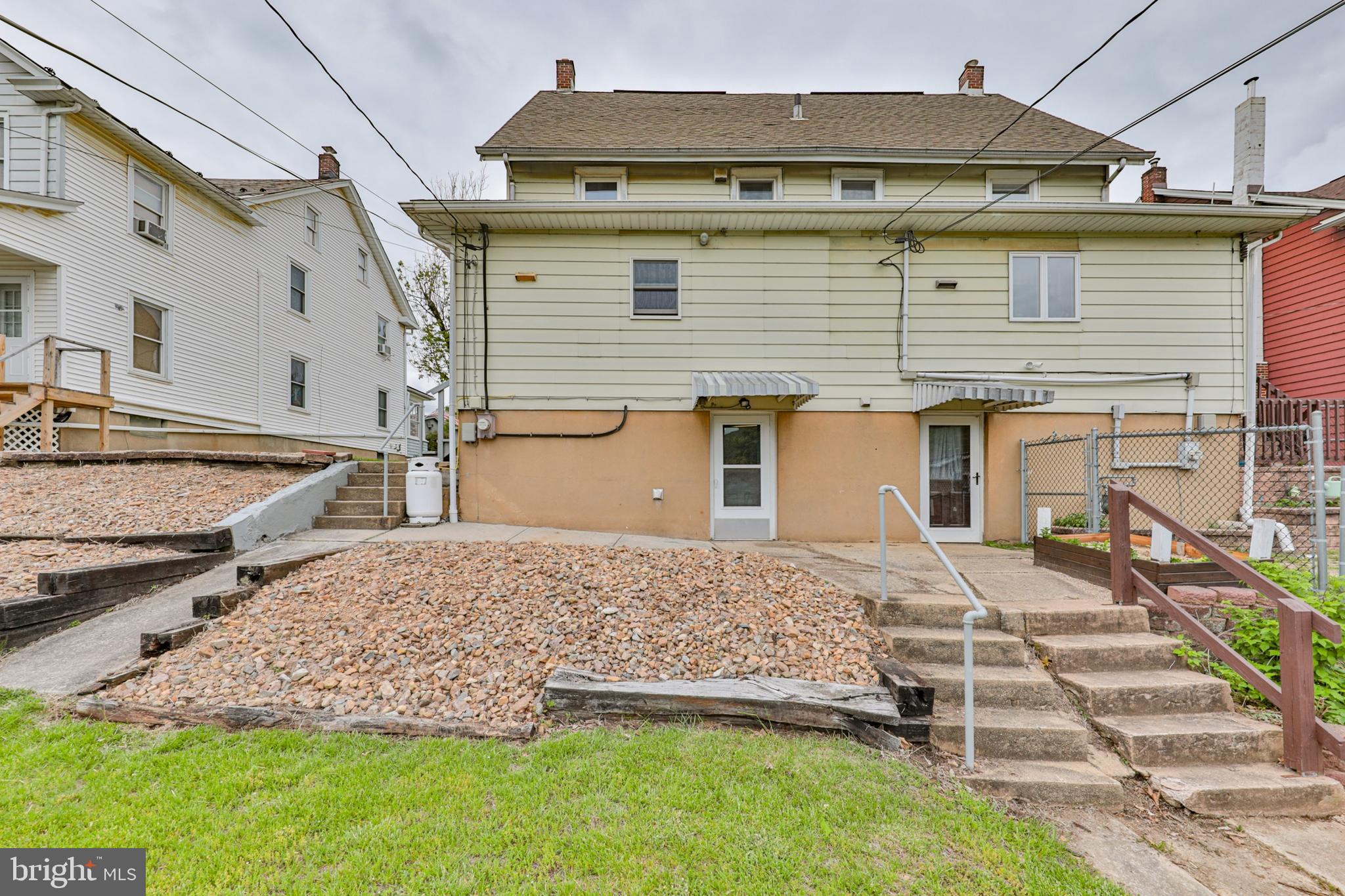 232 COLUMBIA AVENUE