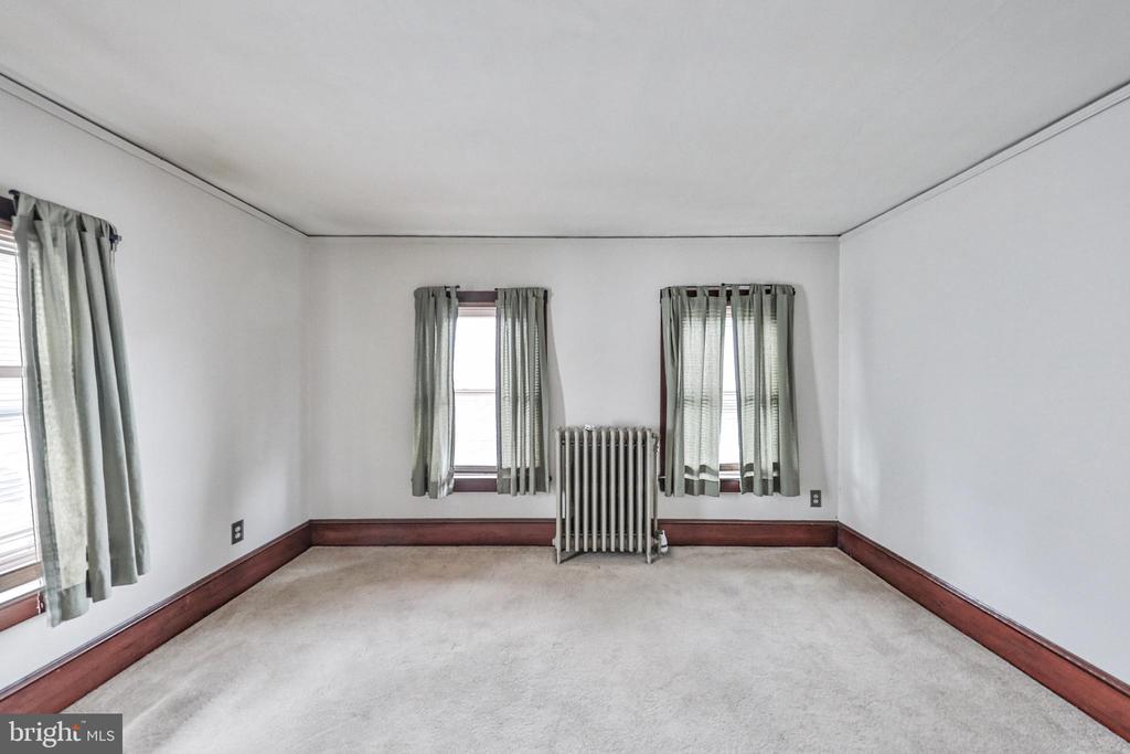 232 COLUMBIA AVENUE