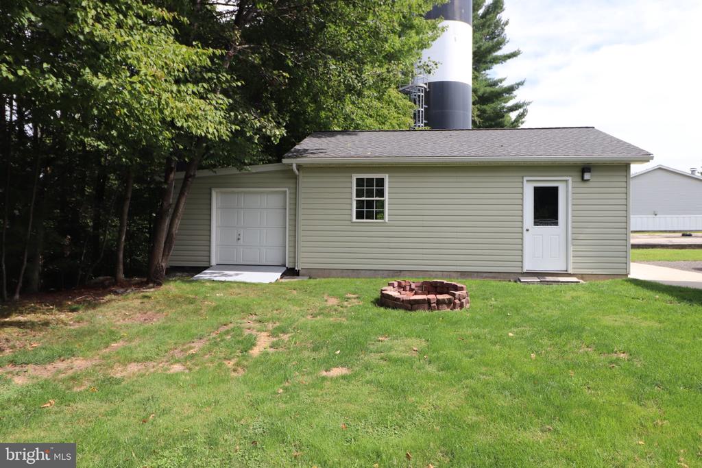 117 ASHLEY LANE