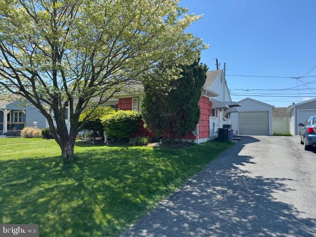 2045 Cloverdale Rd