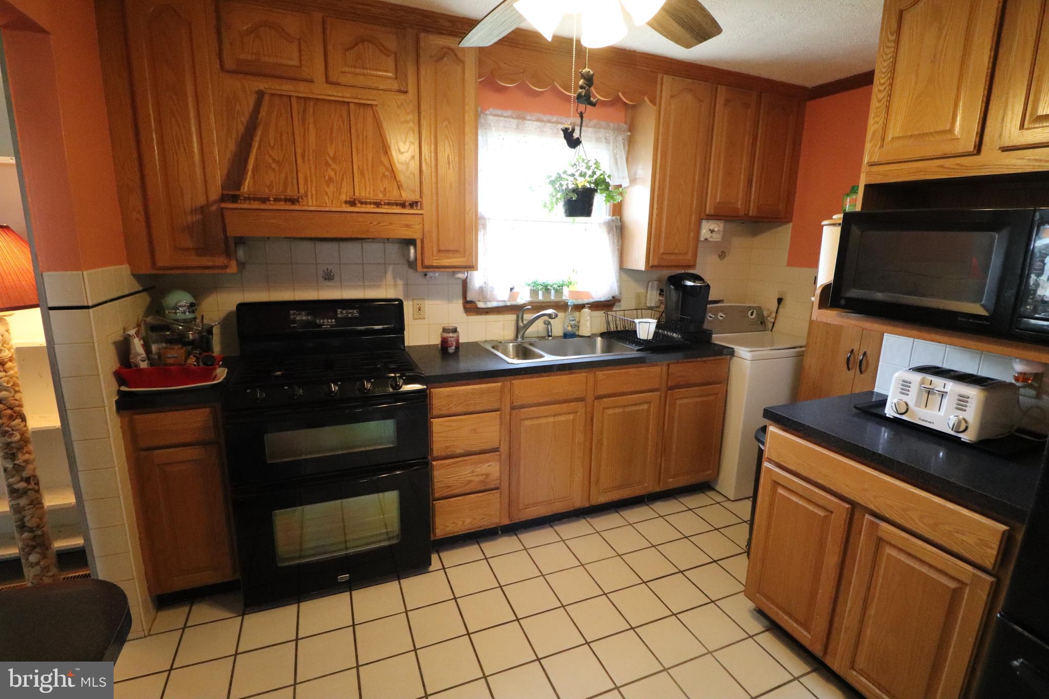 2045 Cloverdale Rd