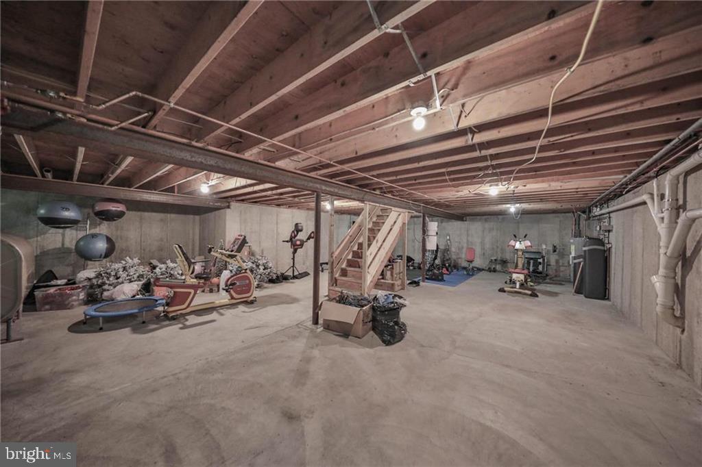 3337 William Cir