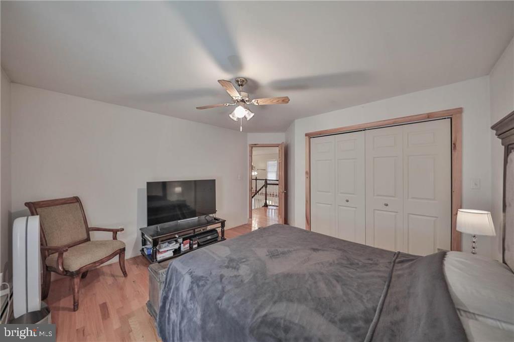 3337 William Cir