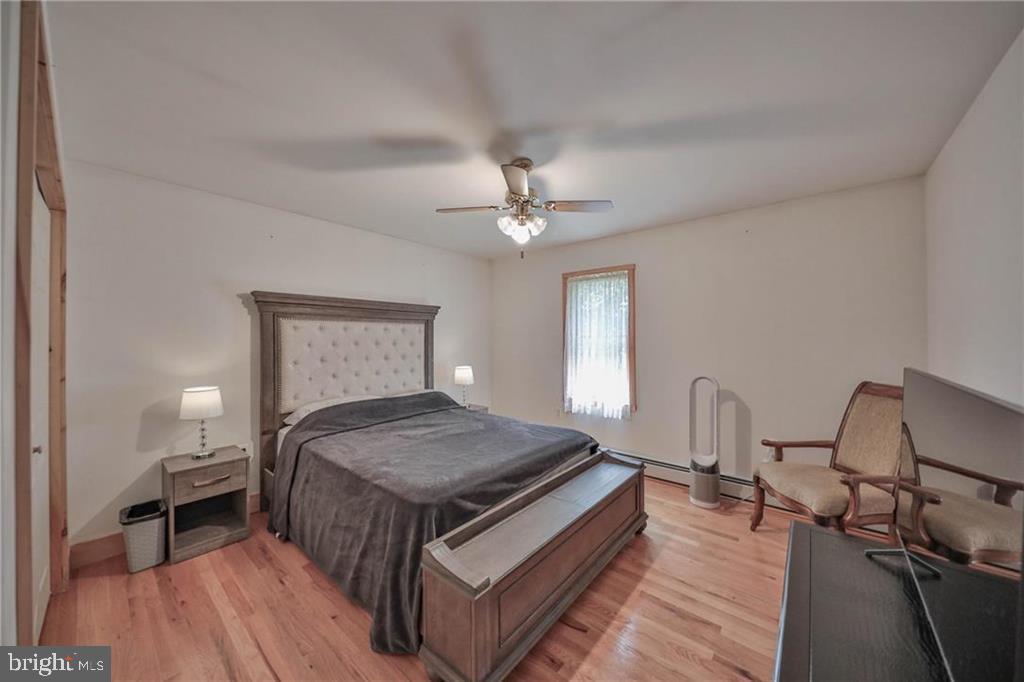 3337 William Cir