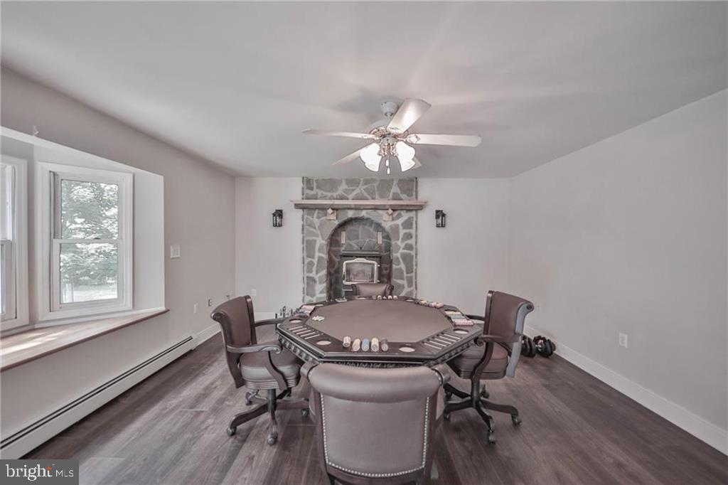 3337 William Cir