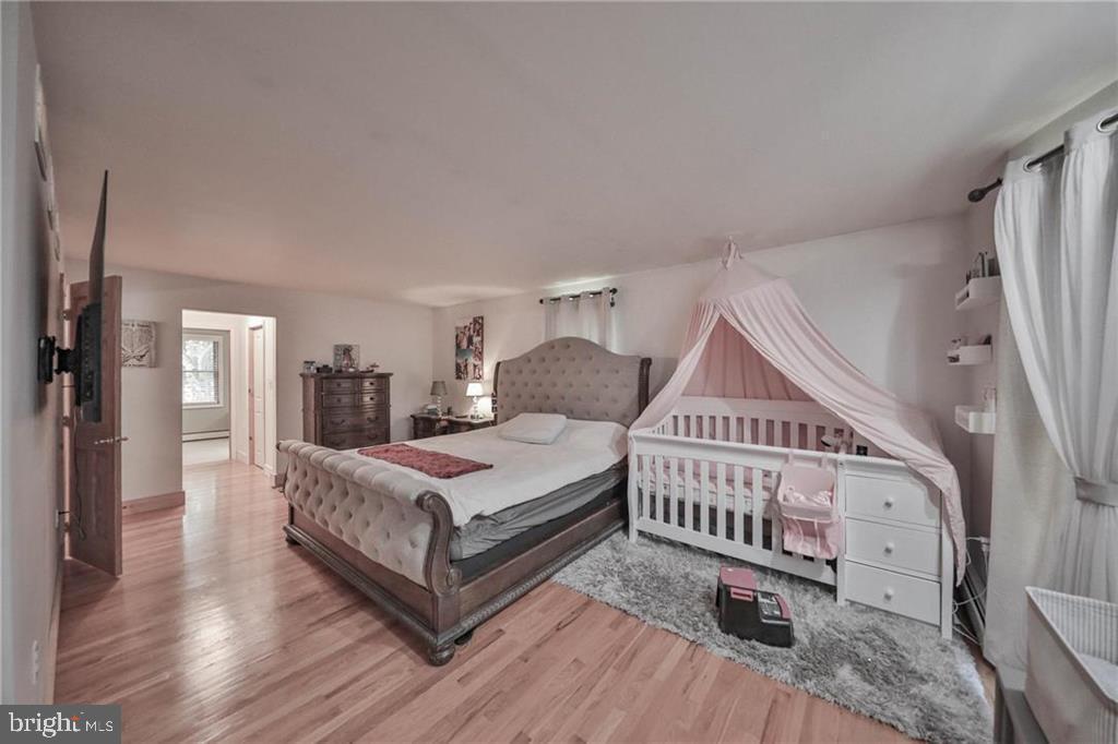 3337 William Cir