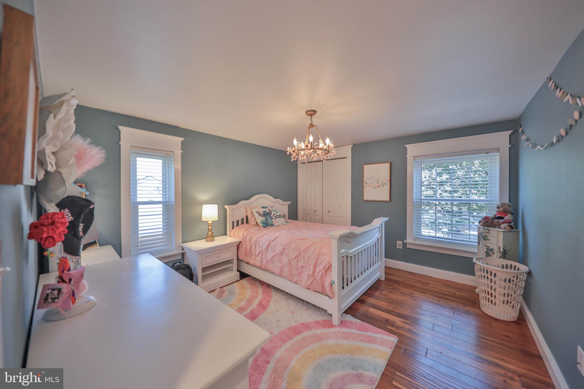 2718 WINDY HILL ROAD