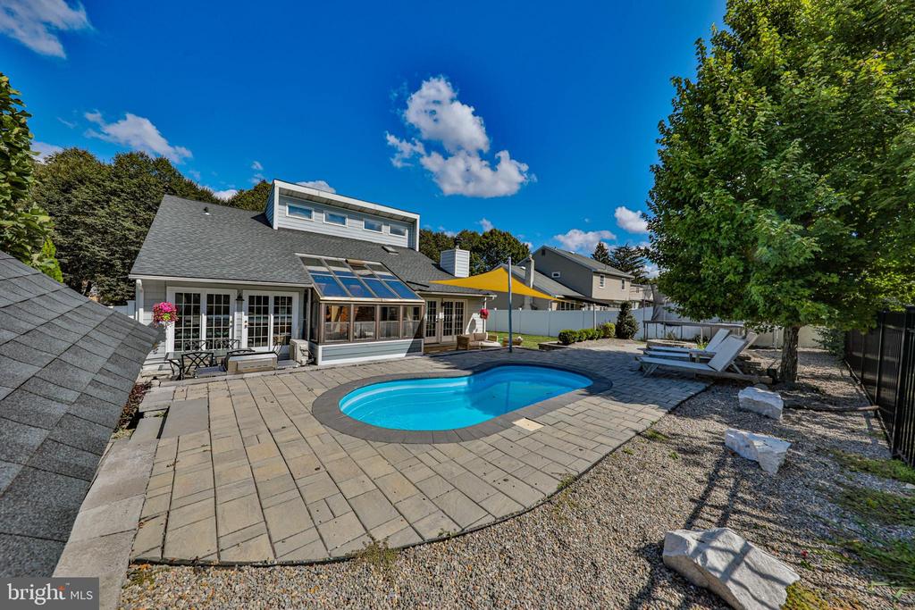 2718 WINDY HILL ROAD