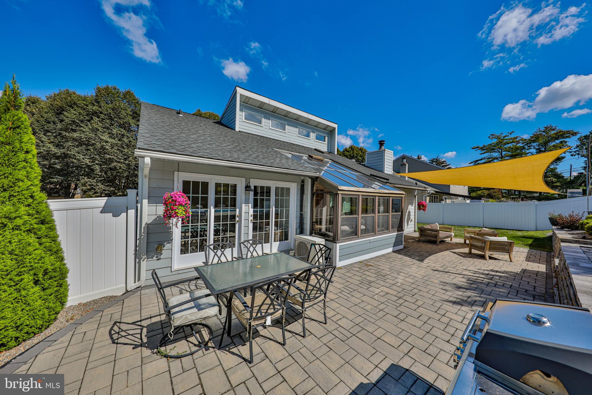 2718 WINDY HILL ROAD